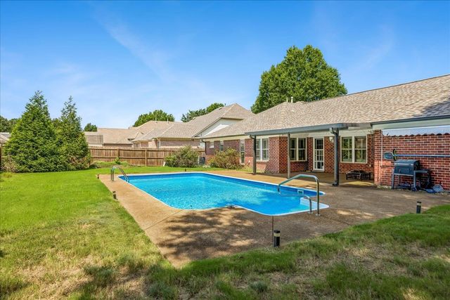 9333 BREAKSTONE CV, Collierville, TN 38017