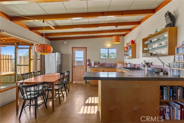 63773 Hollinger, Joshua Tree, CA 92252