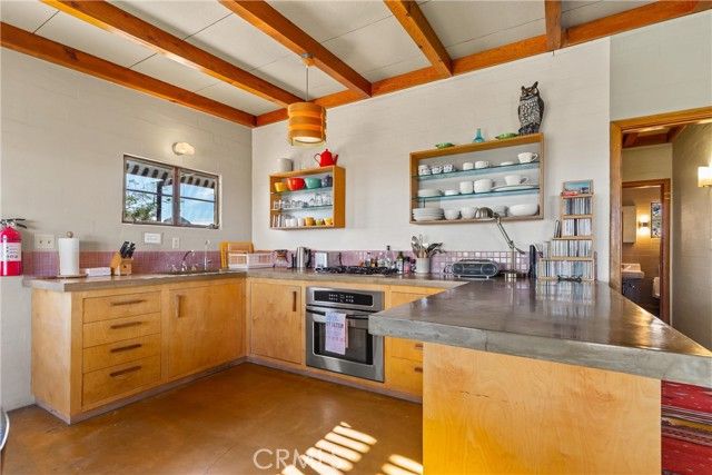 63773 Hollinger, Joshua Tree, CA 92252