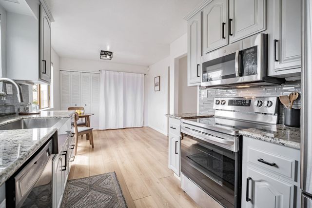 20111 W Ridge 24, Castro Valley, CA 94546