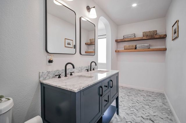 20111 W Ridge 24, Castro Valley, CA 94546