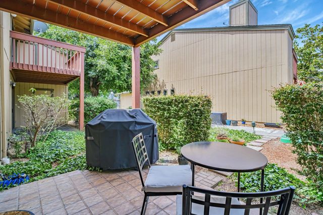 20111 W Ridge 24, Castro Valley, CA 94546