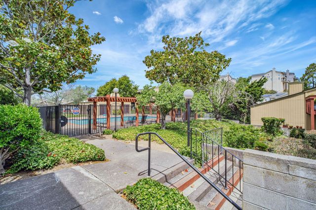 20111 W Ridge 24, Castro Valley, CA 94546