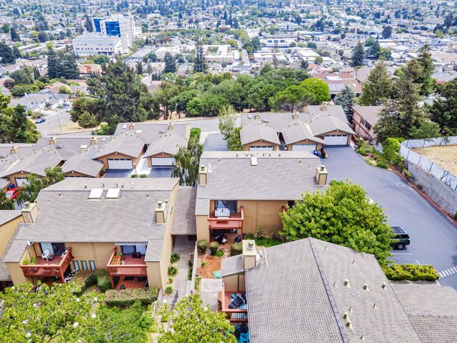 20111 W Ridge 24, Castro Valley, CA 94546