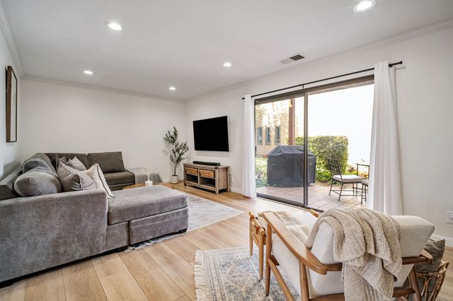 20111 W Ridge 24, Castro Valley, CA 94546