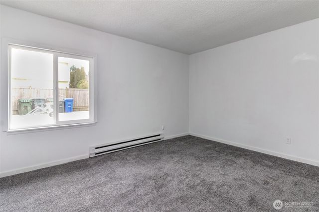 24314 22nd Avenue S, Des Moines, WA 98198