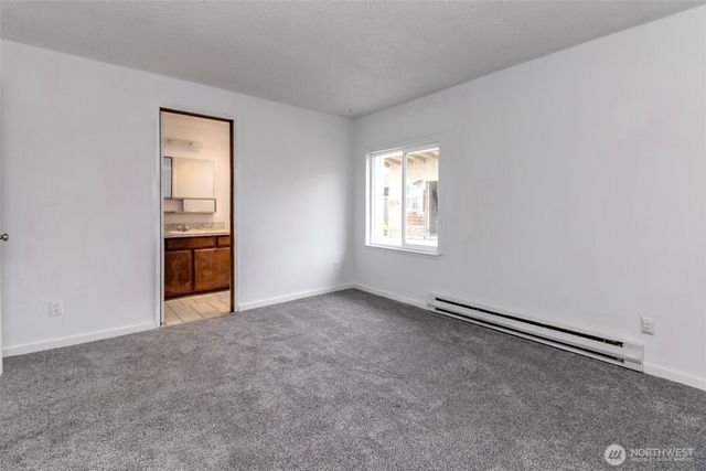 24314 22nd Avenue S, Des Moines, WA 98198