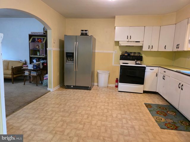 3808 MAIN ST, Morgantown, PA 19543