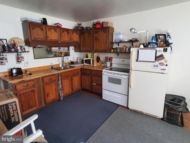 3808 MAIN ST, Morgantown, PA 19543