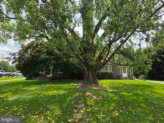 3808 MAIN ST, Morgantown, PA 19543