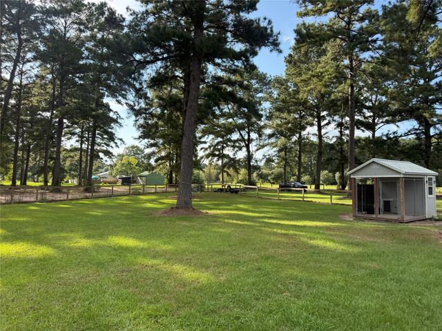 1365 County Road 2224, Cleveland, TX 77327