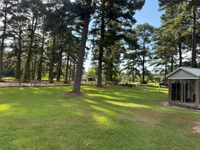 1365 County Road 2224, Cleveland, TX 77327