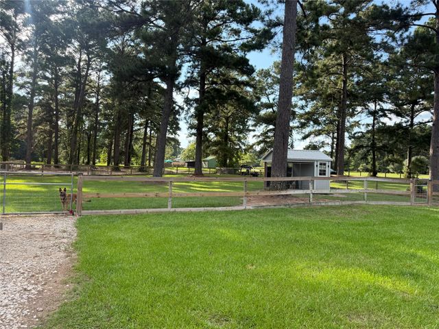 1365 County Road 2224, Cleveland, TX 77327