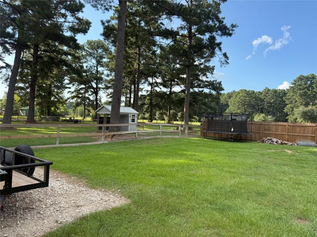 1365 County Road 2224, Cleveland, TX 77327