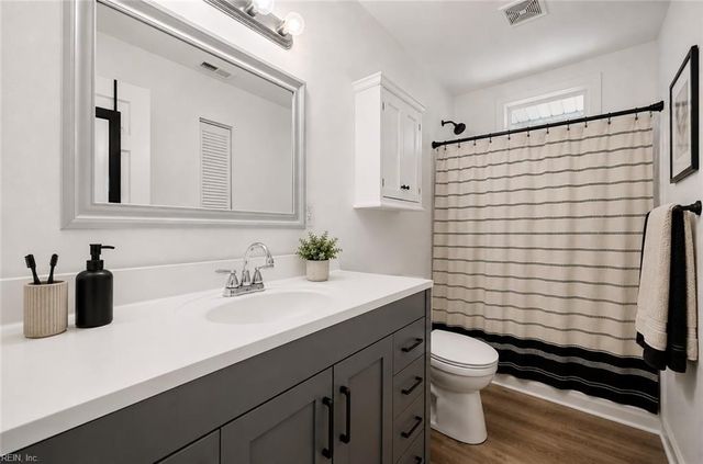 5025 Sancillio DR, Virginia Beach, VA 23455