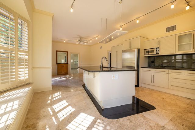 4108 S Ocean Boulevard, Highland Beach, FL 33487