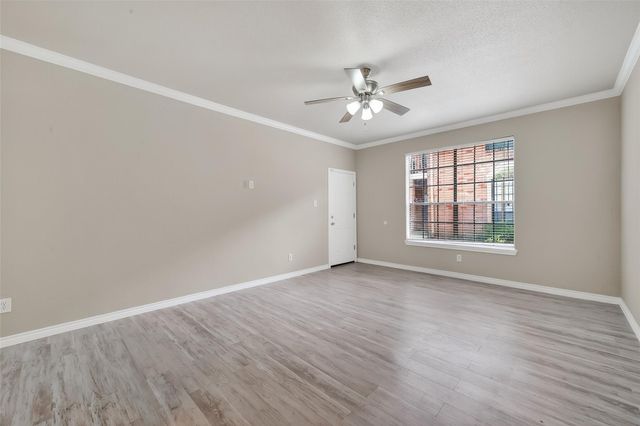 2255 Braeswood Park Drive 291, Houston, TX 77030