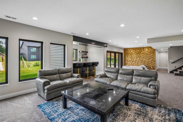 2317 NE Little Beaver Drive, Grimes, IA 50111