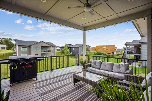 2317 NE Little Beaver Drive, Grimes, IA 50111