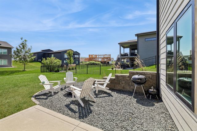 2317 NE Little Beaver Drive, Grimes, IA 50111