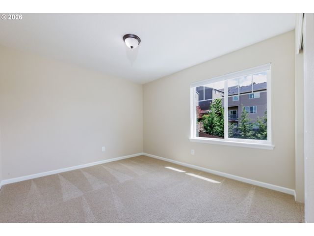 11573 Nw PINYON St, Portland, OR 97229