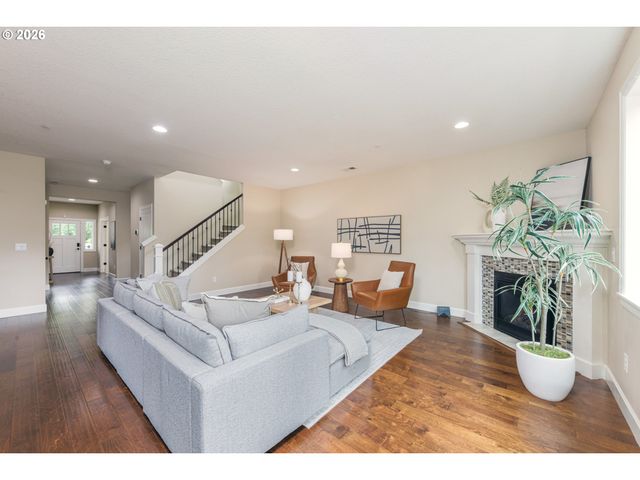 11573 Nw PINYON St, Portland, OR 97229