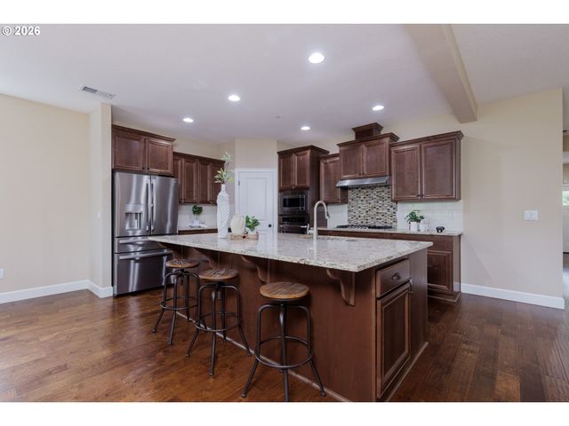 11573 Nw PINYON St, Portland, OR 97229