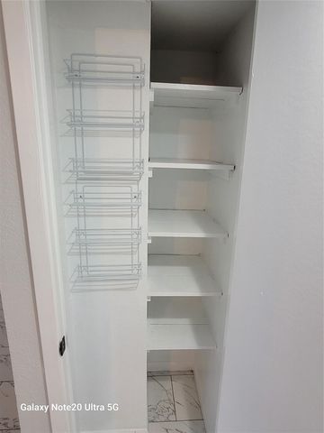 8046 Ellinger Lane, Houston, TX 77040