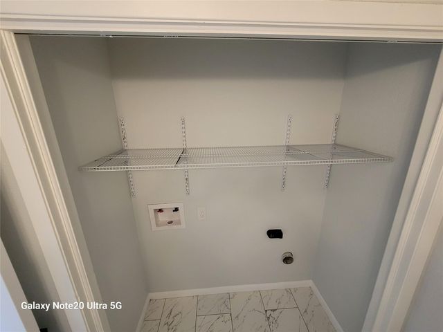 8046 Ellinger Lane, Houston, TX 77040