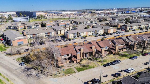 8046 Ellinger Lane, Houston, TX 77040