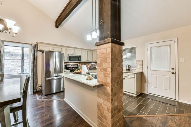 2313 E Clare Street, Deer Park, TX 77536