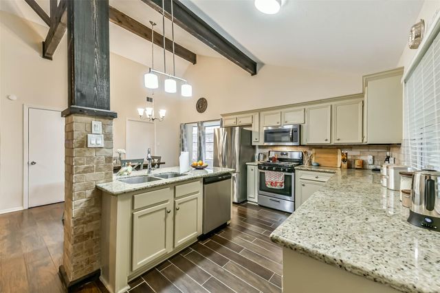 2313 E Clare Street, Deer Park, TX 77536