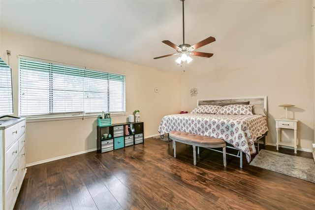 2313 E Clare Street, Deer Park, TX 77536