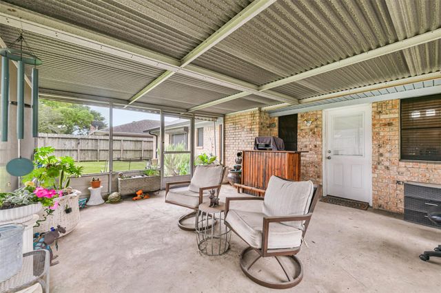 2313 E Clare Street, Deer Park, TX 77536