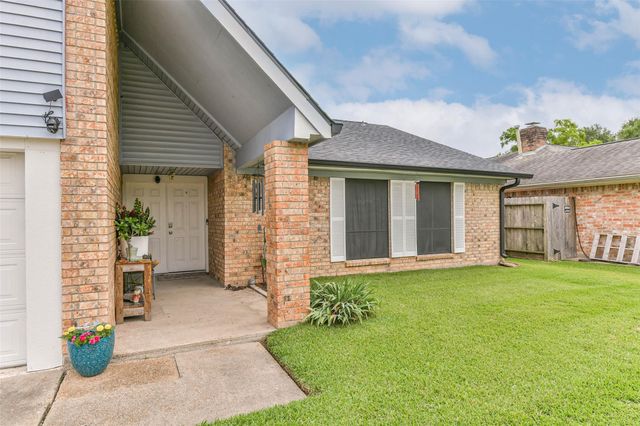 2313 E Clare Street, Deer Park, TX 77536