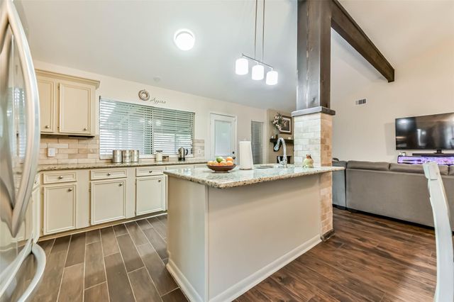 2313 E Clare Street, Deer Park, TX 77536