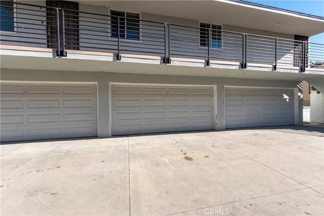 1906 Carnegie Lane E, Redondo Beach, CA 90278