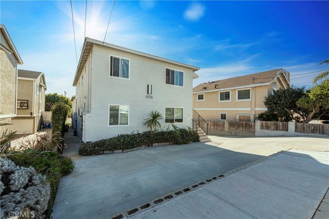 1906 Carnegie Lane E, Redondo Beach, CA 90278