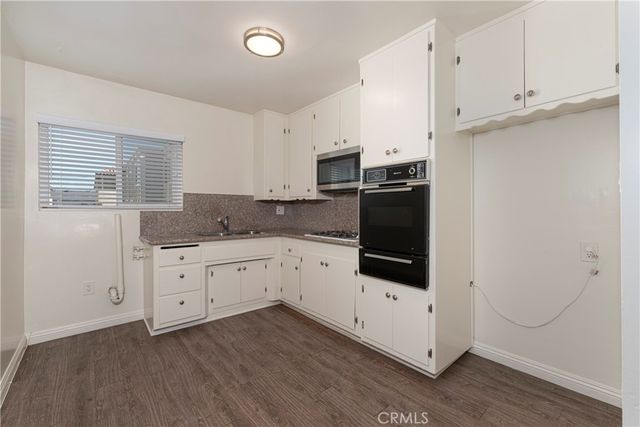 1906 Carnegie Lane E, Redondo Beach, CA 90278