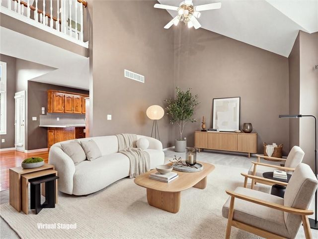 7338 N Booth Avenue, Kansas City, MO 64158