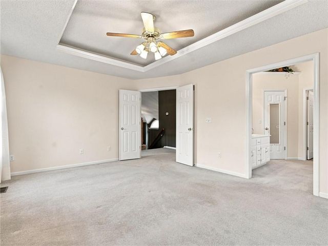 7338 N Booth Avenue, Kansas City, MO 64158