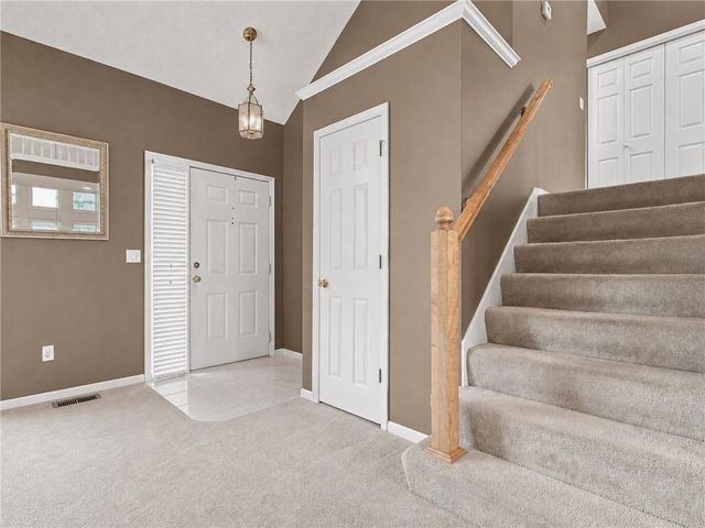 7338 N Booth Avenue, Kansas City, MO 64158