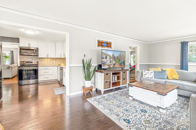 58 Streeter Rd, Paxton, MA 01612