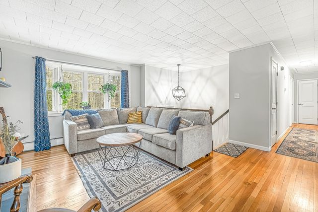 58 Streeter Rd, Paxton, MA 01612