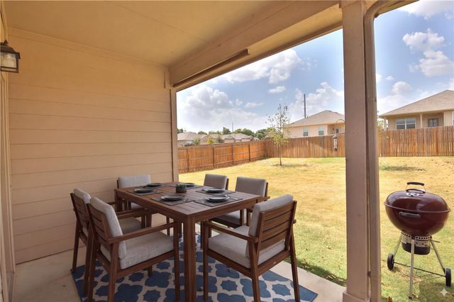 110 Mooncoin DR, Georgetown, TX 78626