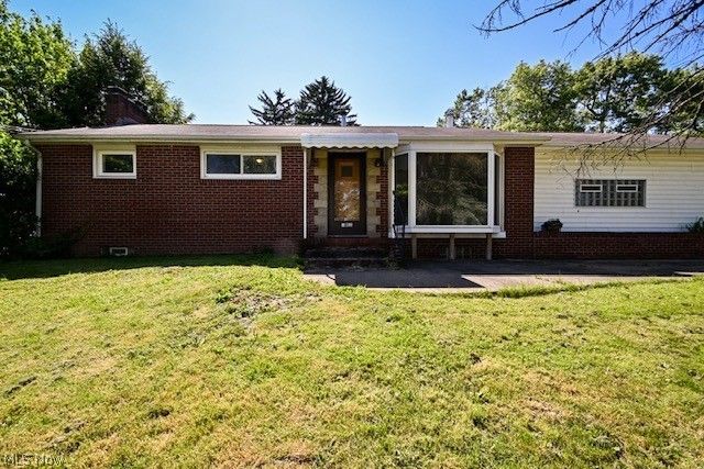 5011 W Boulevard NW, Canton, OH 44718
