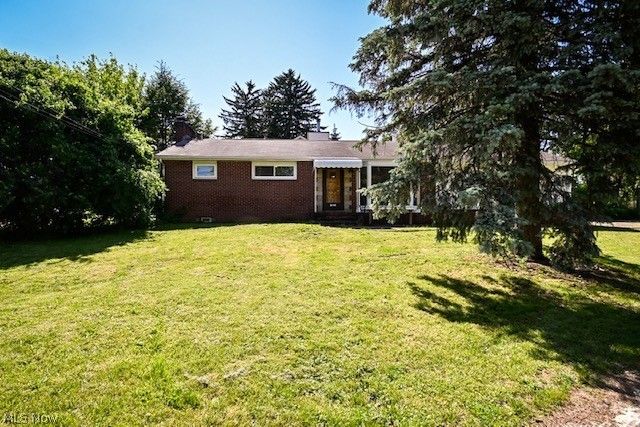 5011 W Boulevard NW, Canton, OH 44718