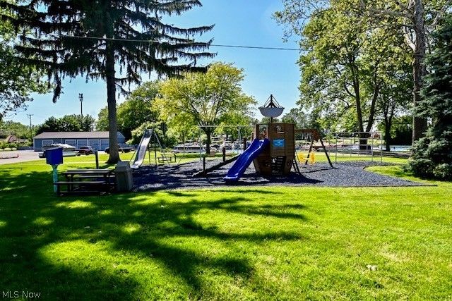 5011 W Boulevard NW, Canton, OH 44718