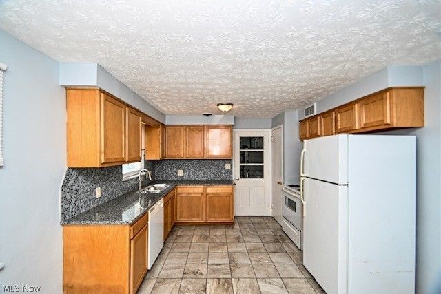 5011 W Boulevard NW, Canton, OH 44718