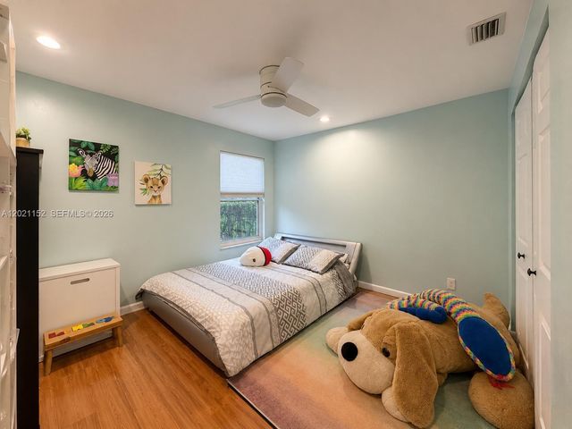2616 Oakbrook Ct, Weston, FL 33332